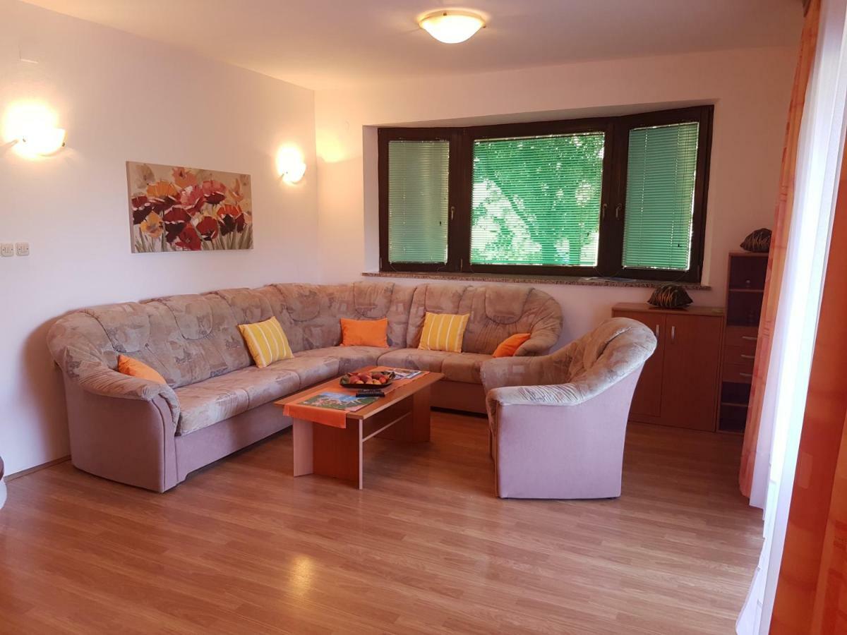 Apartment Zaton  Eksteriør billede